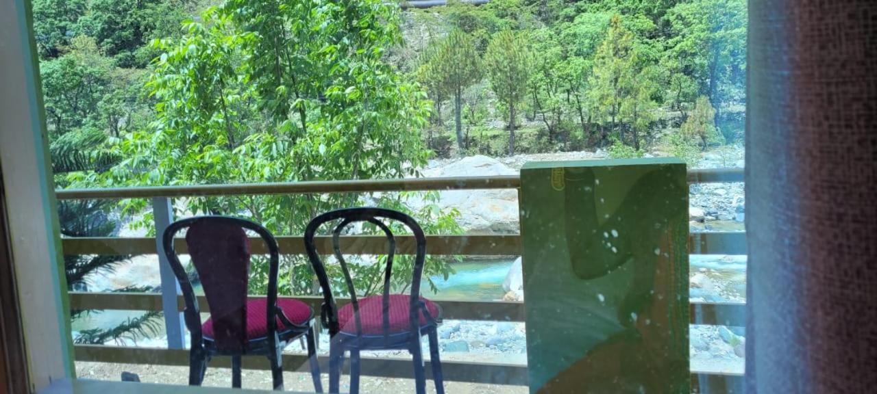 Hotel Mountmemory , Barkot-Yamunotri Eksteriør billede